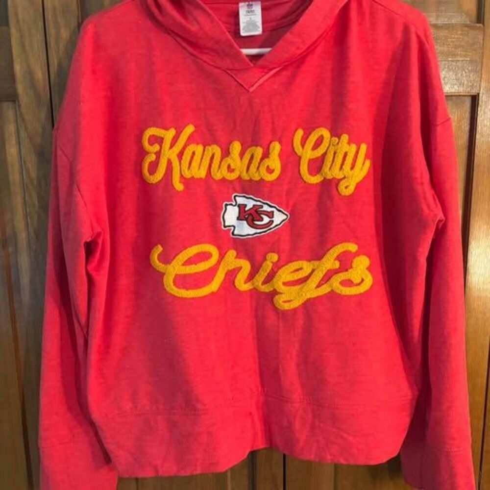 NFL Team Apparel Kansas City Chiefs Red Hoodie Size L
